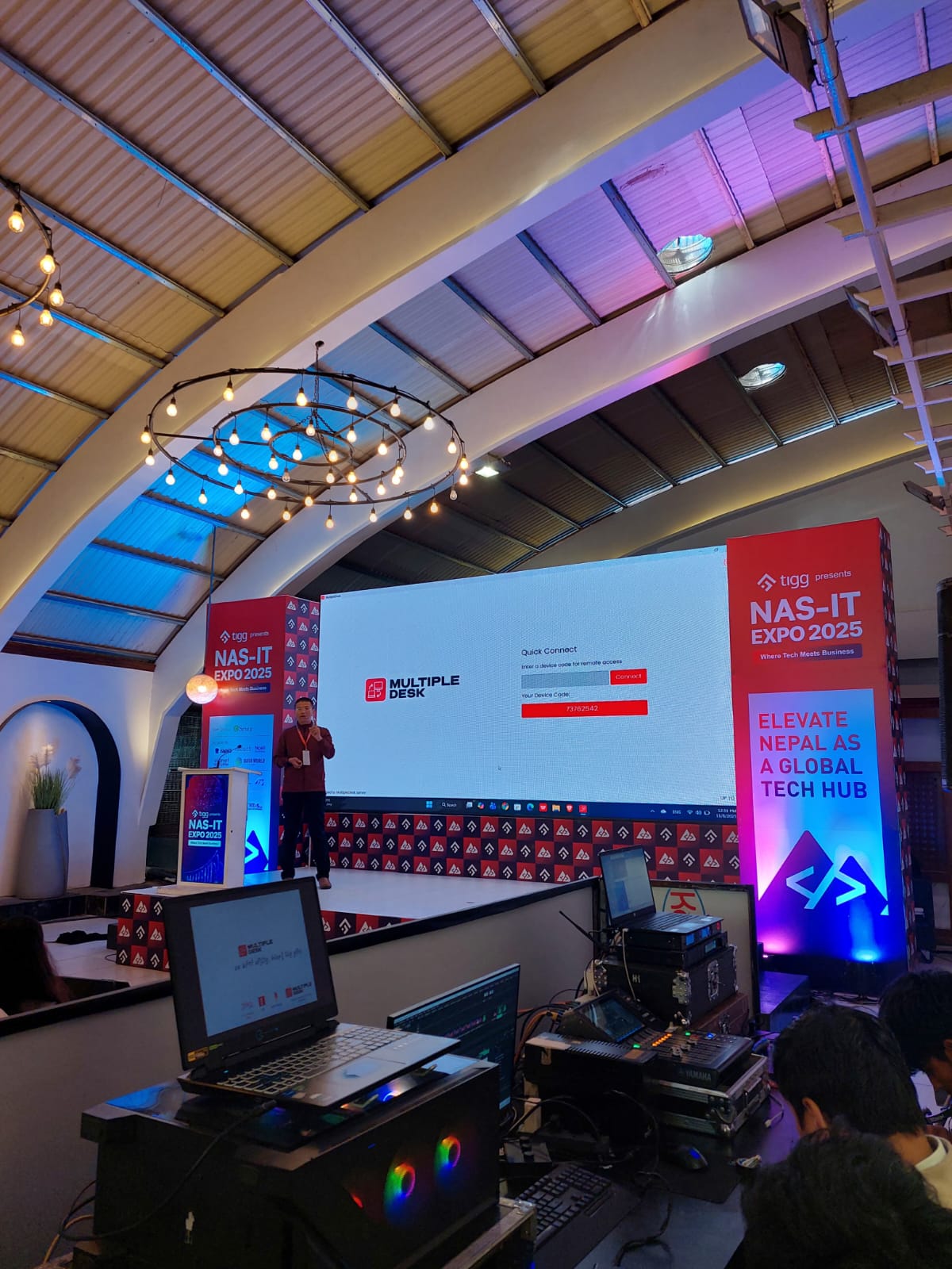 Multiple Desk Quick Connect screen shown during the NAS-IT Expo 2025 presentation